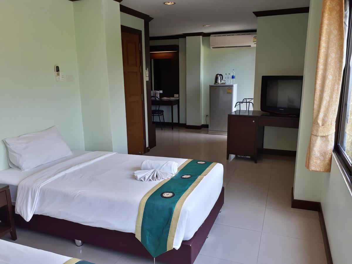 Daratalay - Jomtien Hotel Bang Lamung Exterior photo