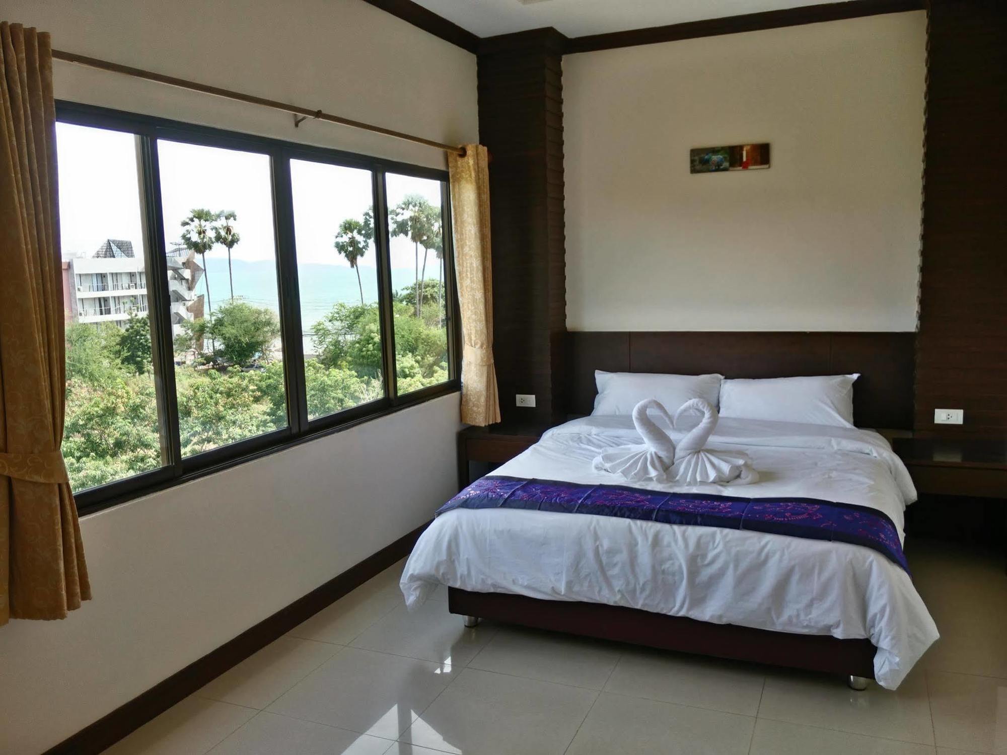Daratalay - Jomtien Hotel Bang Lamung Exterior photo
